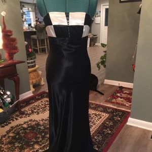 Vintage Y2K black and white color block dress